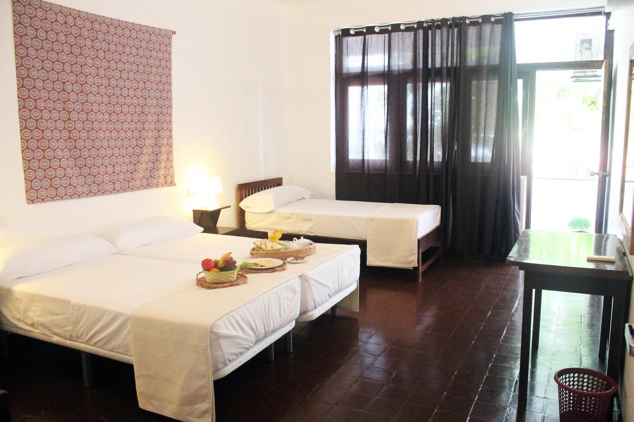 Coral Seas Beach Hikkaduwa Exterior foto