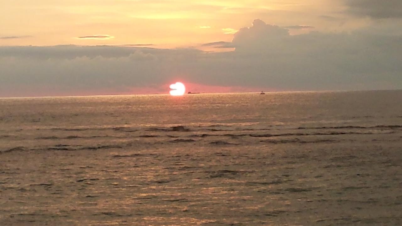 Coral Seas Beach Hikkaduwa Exterior foto