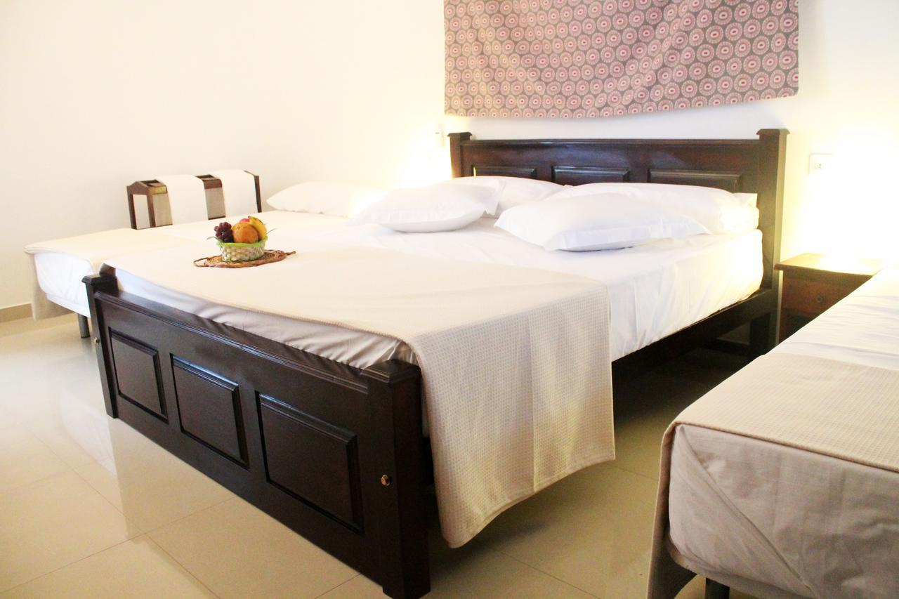 Coral Seas Beach Hikkaduwa Exterior foto