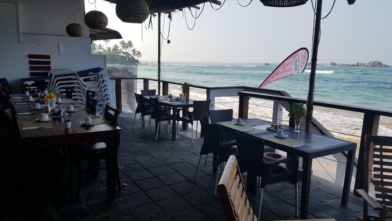 Coral Seas Beach Hikkaduwa Exterior foto
